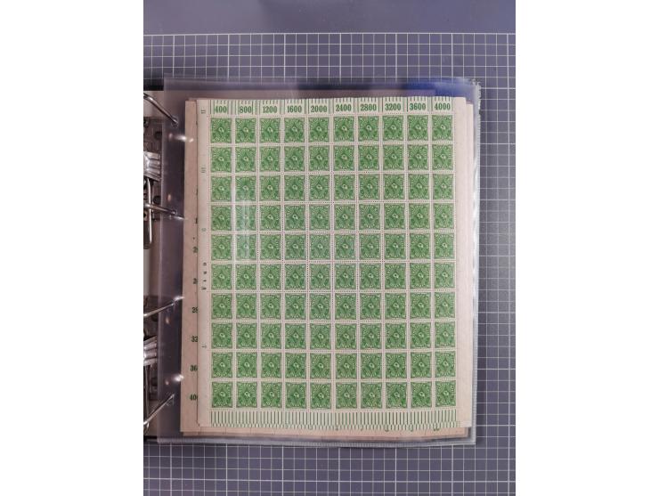 1921/22, postfrischer und ungebrauchter Bestand mit etwas über 200 Bogen und Bogenteilen, dabei Walzen- und Plattenbogen, HAN