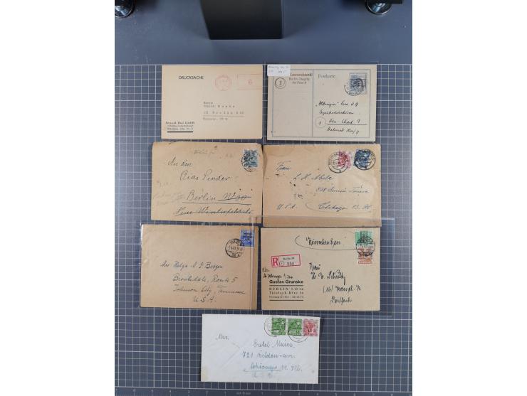 1945/48, über 200 Briefe, Karten und Ganzsachen mit frühe Post von und nach Berlin, R-Briefe, interessante Mischfrankaturen, 