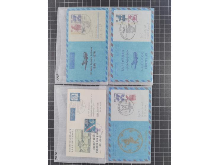 1930/60 (ca.), diverse Briefe und Karten aus bzw. nach Berlin, etwas Ausland, Zensuren usw., meist aus dem Bedarf. Dazu lose 