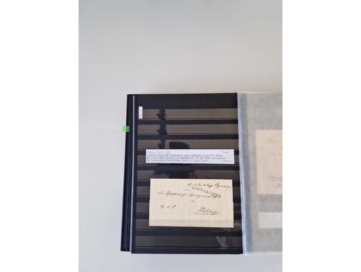 SIGMARINGEN: 1823/2000 (ca.), Heimatssammlung &nbsp;in 14 Steckbüchern, mit einigen hundert Briefen, Karten und Ganzsachen (v