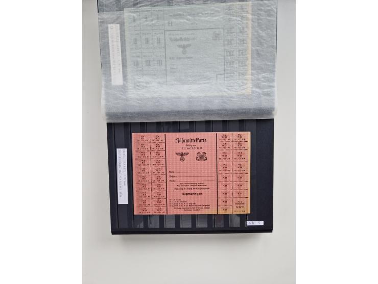 SIGMARINGEN: 1823/2000 (ca.), Heimatssammlung &nbsp;in 14 Steckbüchern, mit einigen hundert Briefen, Karten und Ganzsachen (v