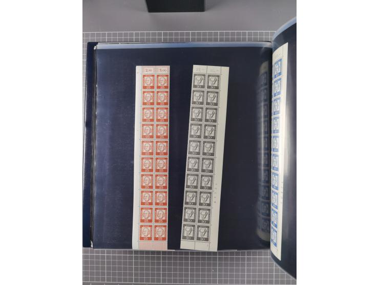 1960/75. postfrische Bogenteile der Dauerserien ab Bedeutende Deutsche, dabei Formnummern und Berlin mit u.a. Mi.-Nr. 246-49 