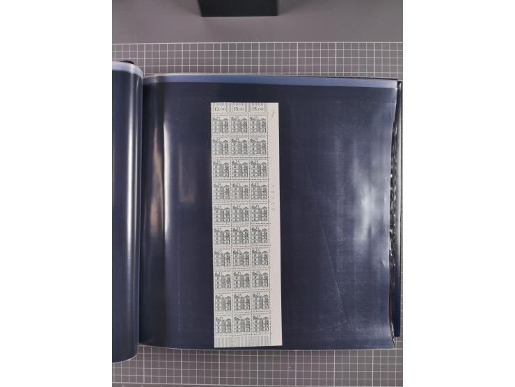 1960/75. postfrische Bogenteile der Dauerserien ab Bedeutende Deutsche, dabei Formnummern und Berlin mit u.a. Mi.-Nr. 246-49 