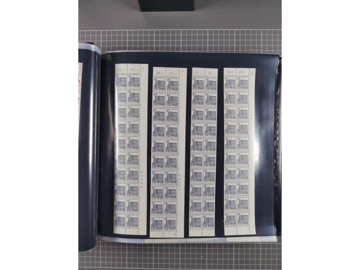 1960/75. postfrische Bogenteile der Dauerserien ab Bedeutende Deutsche, dabei Formnummern und Berlin mit u.a. Mi.-Nr. 246-49 