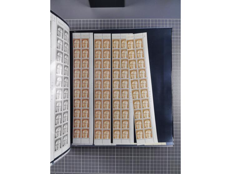 1960/75. postfrische Bogenteile der Dauerserien ab Bedeutende Deutsche, dabei Formnummern und Berlin mit u.a. Mi.-Nr. 246-49 