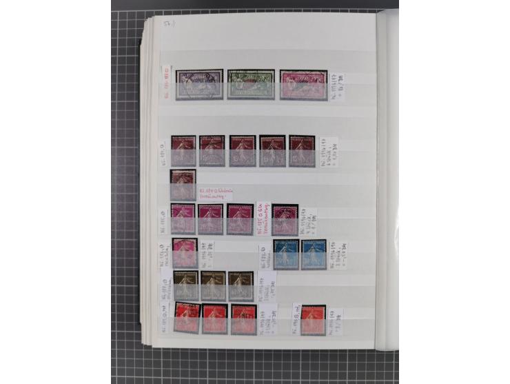 1800/1980(ca.), reichhaltige gestempelte Partie mit Marken und vielen Briefen (meist bis 1900) in 7 Steckbüchern und 2 Ordner