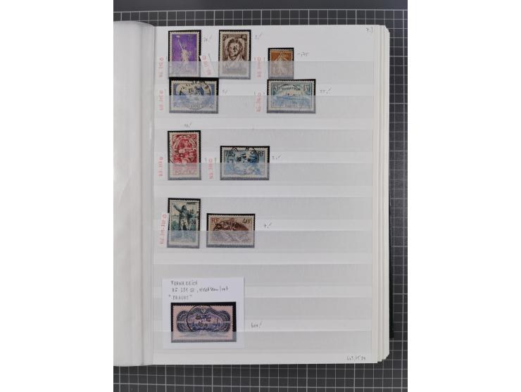 1800/1980(ca.), reichhaltige gestempelte Partie mit Marken und vielen Briefen (meist bis 1900) in 7 Steckbüchern und 2 Ordner