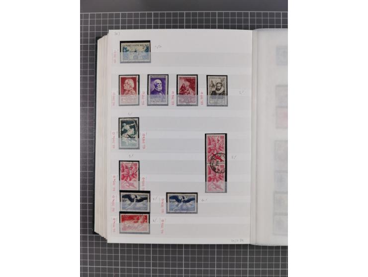 1800/1980(ca.), reichhaltige gestempelte Partie mit Marken und vielen Briefen (meist bis 1900) in 7 Steckbüchern und 2 Ordner