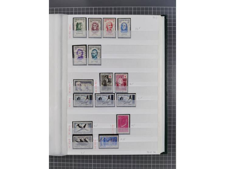 1800/1980(ca.), reichhaltige gestempelte Partie mit Marken und vielen Briefen (meist bis 1900) in 7 Steckbüchern und 2 Ordner