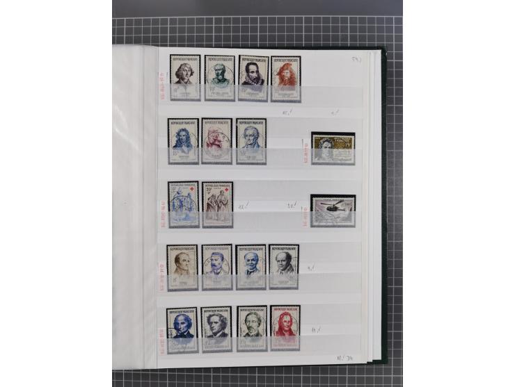 1800/1980(ca.), reichhaltige gestempelte Partie mit Marken und vielen Briefen (meist bis 1900) in 7 Steckbüchern und 2 Ordner