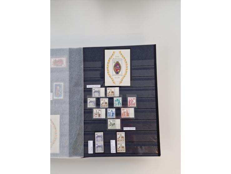 1920/2001, postfrischer, ungebrauchte und gestempelter Bestand in 8 großen Kartons, dabei Sammlungen Bund mit Posthorn, Berli