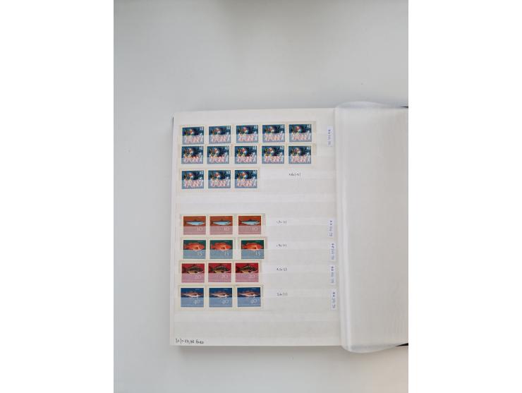 1920/2001, postfrischer, ungebrauchte und gestempelter Bestand in 8 großen Kartons, dabei Sammlungen Bund mit Posthorn, Berli