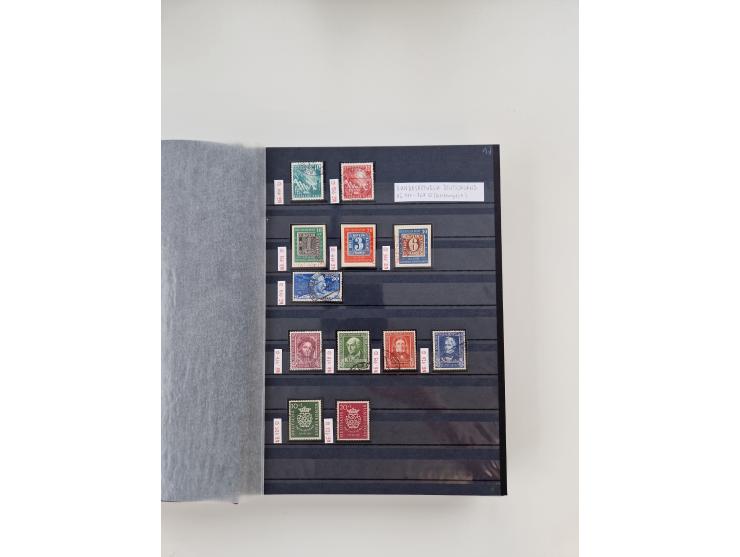 1920/2001, postfrischer, ungebrauchte und gestempelter Bestand in 8 großen Kartons, dabei Sammlungen Bund mit Posthorn, Berli