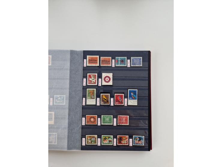 1920/2001, postfrischer, ungebrauchte und gestempelter Bestand in 8 großen Kartons, dabei Sammlungen Bund mit Posthorn, Berli