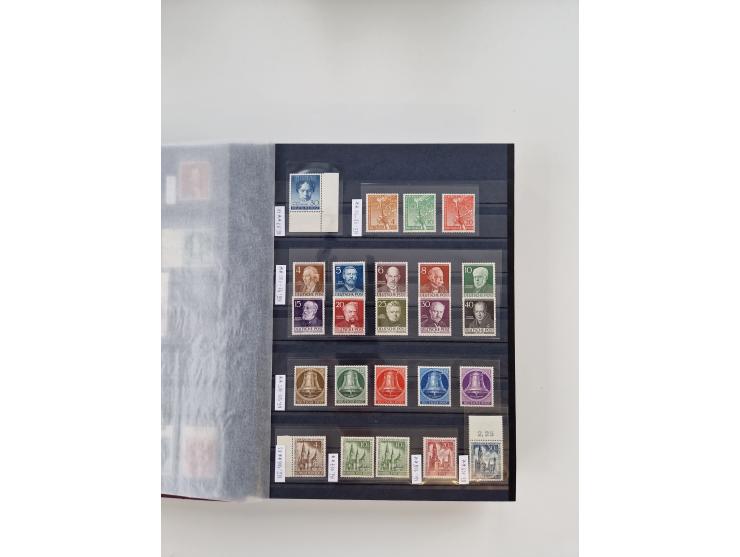 1920/2001, postfrischer, ungebrauchte und gestempelter Bestand in 8 großen Kartons, dabei Sammlungen Bund mit Posthorn, Berli