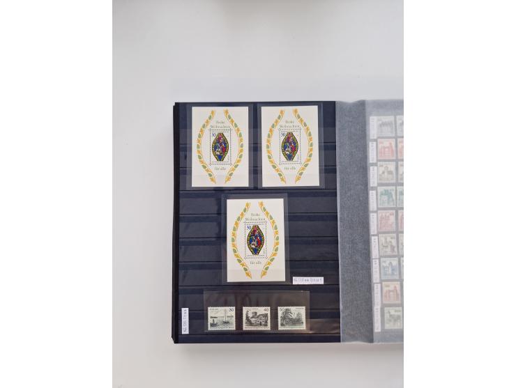 1920/2001, postfrischer, ungebrauchte und gestempelter Bestand in 8 großen Kartons, dabei Sammlungen Bund mit Posthorn, Berli