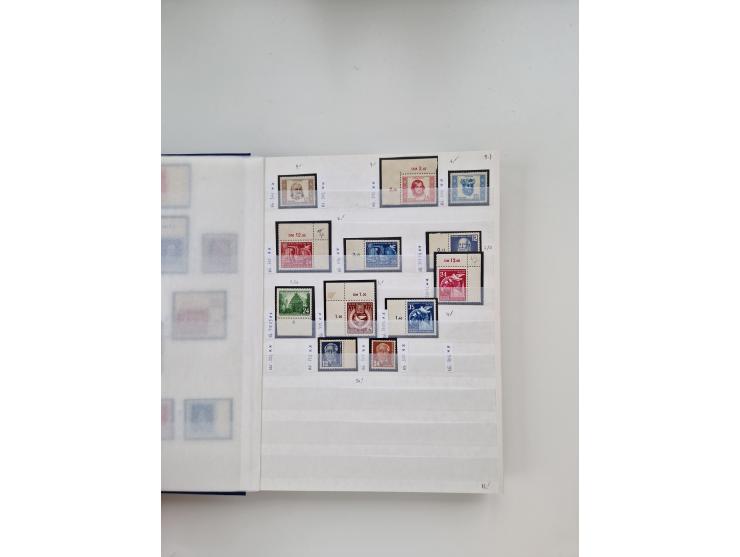 1920/2001, postfrischer, ungebrauchte und gestempelter Bestand in 8 großen Kartons, dabei Sammlungen Bund mit Posthorn, Berli