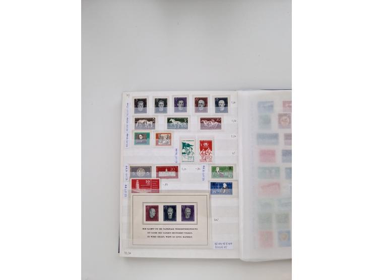 1920/2001, postfrischer, ungebrauchte und gestempelter Bestand in 8 großen Kartons, dabei Sammlungen Bund mit Posthorn, Berli