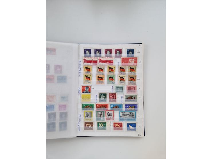 1920/2001, postfrischer, ungebrauchte und gestempelter Bestand in 8 großen Kartons, dabei Sammlungen Bund mit Posthorn, Berli