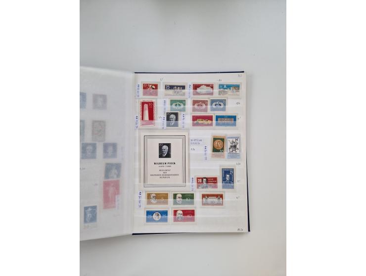 1920/2001, postfrischer, ungebrauchte und gestempelter Bestand in 8 großen Kartons, dabei Sammlungen Bund mit Posthorn, Berli