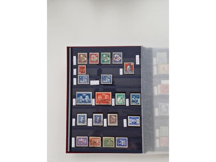 1920/2001, postfrischer, ungebrauchte und gestempelter Bestand in 8 großen Kartons, dabei Sammlungen Bund mit Posthorn, Berli