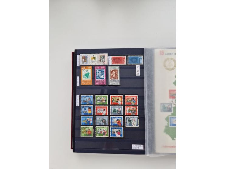 1920/2001, postfrischer, ungebrauchte und gestempelter Bestand in 8 großen Kartons, dabei Sammlungen Bund mit Posthorn, Berli