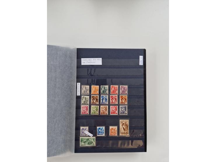 1920/2001, postfrischer, ungebrauchte und gestempelter Bestand in 8 großen Kartons, dabei Sammlungen Bund mit Posthorn, Berli