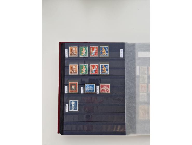 1920/2001, postfrischer, ungebrauchte und gestempelter Bestand in 8 großen Kartons, dabei Sammlungen Bund mit Posthorn, Berli