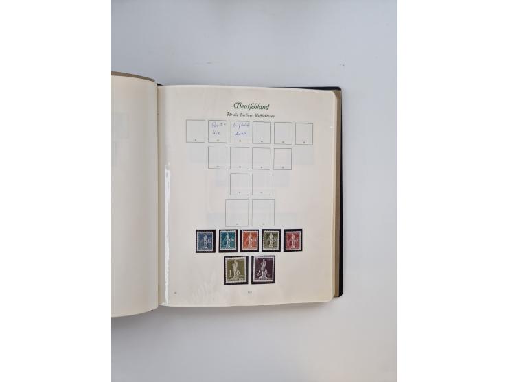 1945/80 (ca.), postfrischer, ungebrauchter und gestempelter Sammlungsbestand in 9 Alben, dabei Bizone mit Mi. 52-68 I+II und 