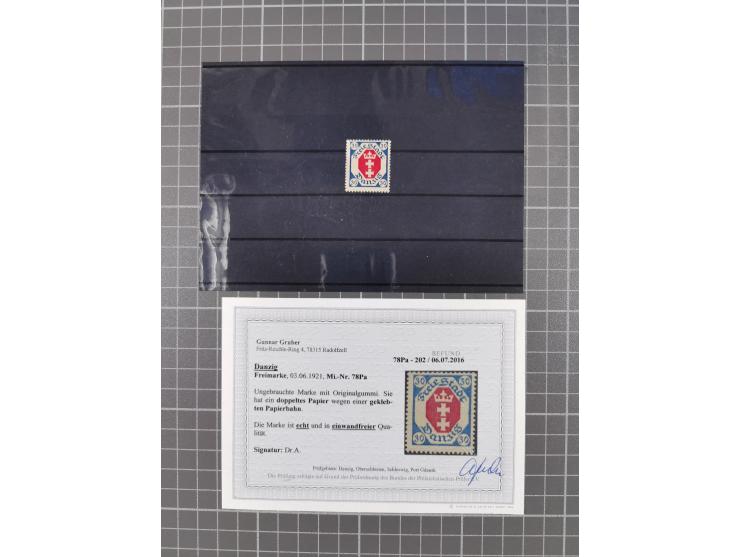 1921/23, meist postfrische Partie mit 23 Stücken mit geklebter Papierbahn, dabei Mi.-Nr. 73Pa, 74Pa (2), 76-77Pa, 78Pa (4), 7