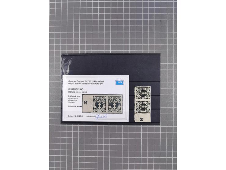 1921/23, meist postfrische Partie mit 23 Stücken mit geklebter Papierbahn, dabei Mi.-Nr. 73Pa, 74Pa (2), 76-77Pa, 78Pa (4), 7