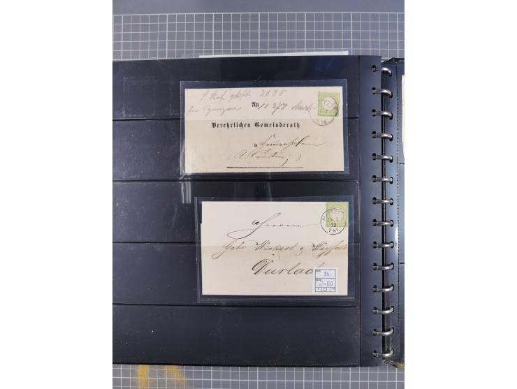 1872/75, Sammlung mit rund 200 Marken/Briefstücken und 30 Belegen, dabei zahlreiche Plattenfehler, Prägefehler, raue Zähnung,