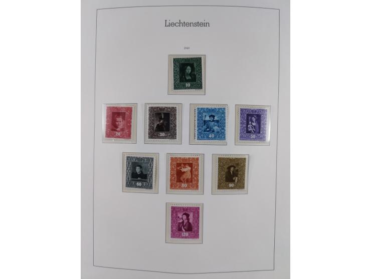 1945/97, postfrische und ganz wenig ungebrauchte Sammlungen, in den Hauptnummern komplett