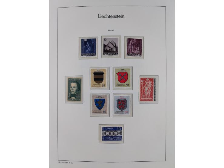 1945/97, postfrische und ganz wenig ungebrauchte Sammlungen, in den Hauptnummern komplett