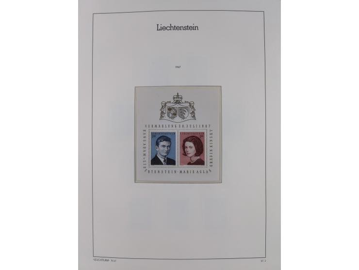 1945/97, postfrische und ganz wenig ungebrauchte Sammlungen, in den Hauptnummern komplett