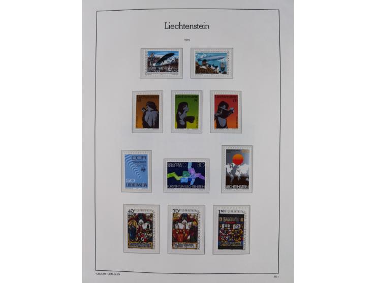 1945/97, postfrische und ganz wenig ungebrauchte Sammlungen, in den Hauptnummern komplett