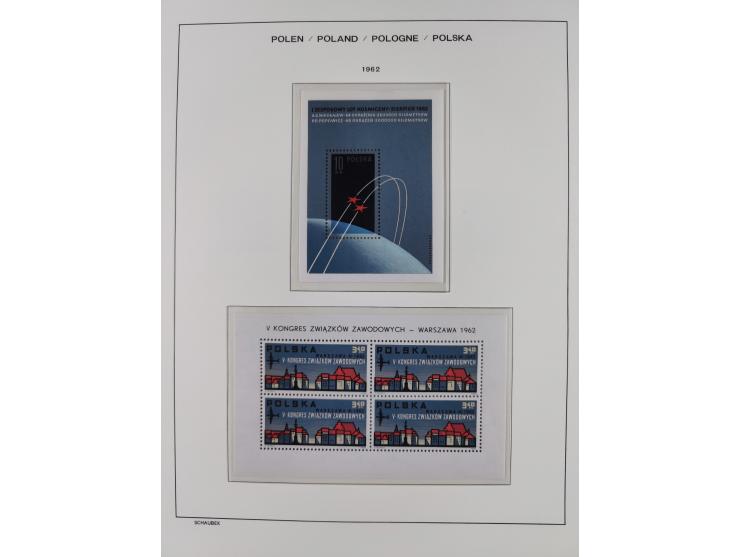 1918/69, mint never hinged and unused collection with souvenir sheets, a few multiples and some better sets throughout, fairl