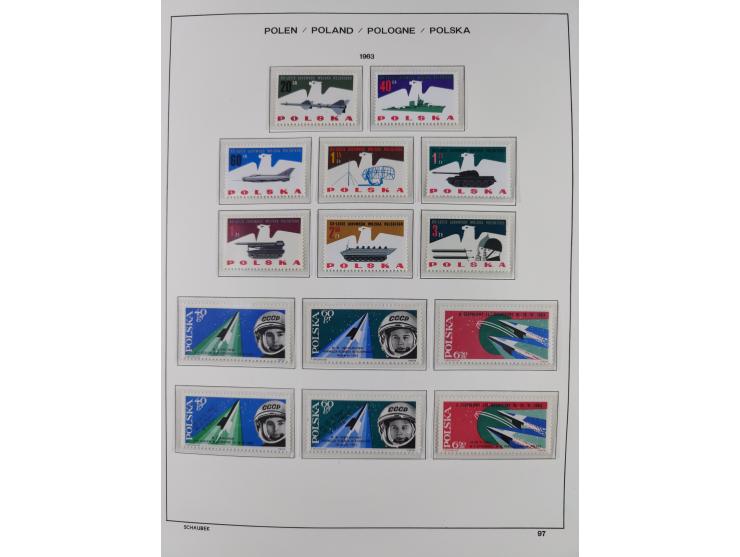 1918/69, mint never hinged and unused collection with souvenir sheets, a few multiples and some better sets throughout, fairl