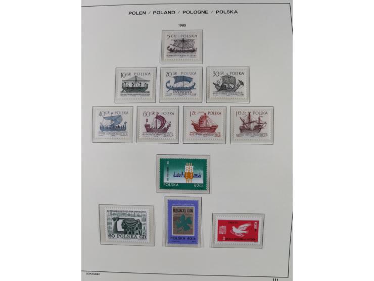 1918/69, mint never hinged and unused collection with souvenir sheets, a few multiples and some better sets throughout, fairl