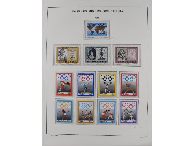 1918/69, mint never hinged and unused collection with souvenir sheets, a few multiples and some better sets throughout, fairl