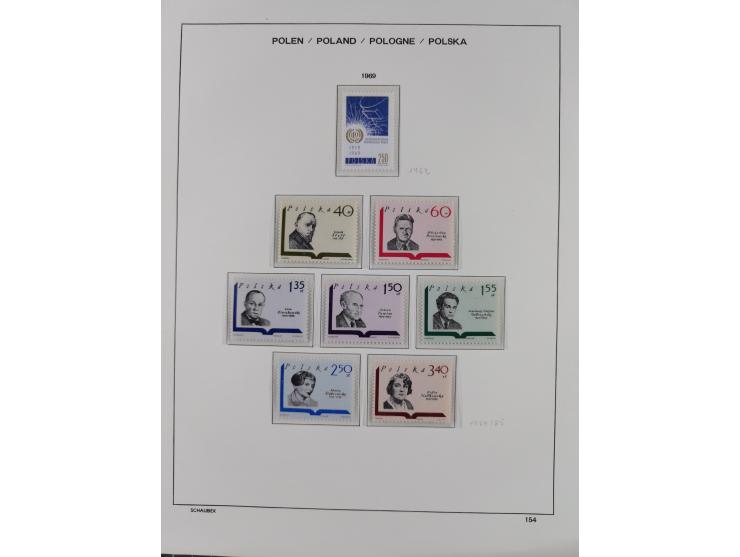 1918/69, mint never hinged and unused collection with souvenir sheets, a few multiples and some better sets throughout, fairl