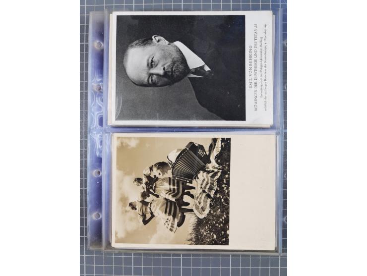 1933/45, Propaganda, Album mit 332 Propagandakarten: 275 Ansichtskarten mit etlichen besseren Stücken (1 Repro), 12 Gedenkblä