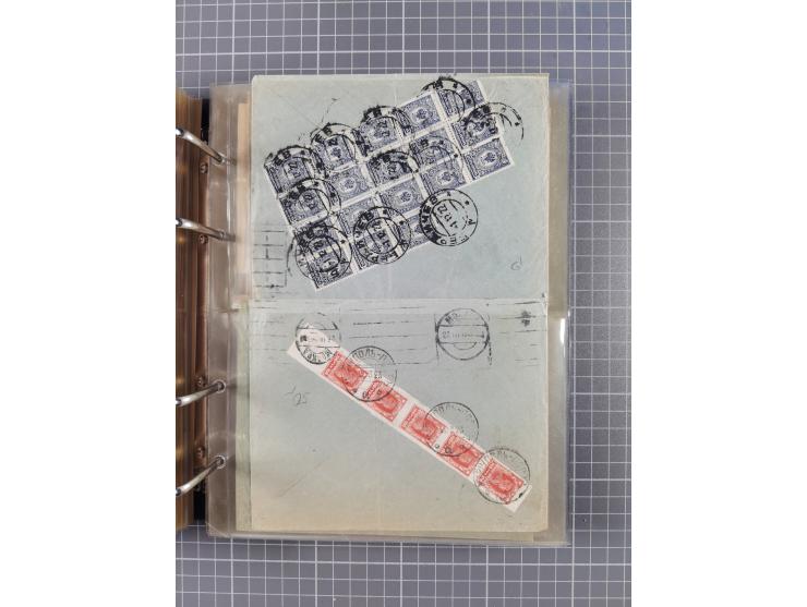 1903/80, &nbsp;Album mit 128 Mehrfachfrankaturen mit mindestens vier Marken, meistens aber mit mehr Marken (48 St. Ausland) d