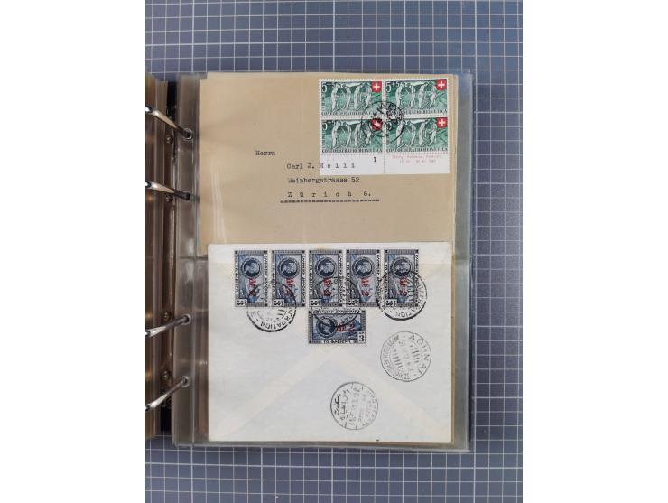 1903/80, &nbsp;Album mit 128 Mehrfachfrankaturen mit mindestens vier Marken, meistens aber mit mehr Marken (48 St. Ausland) d