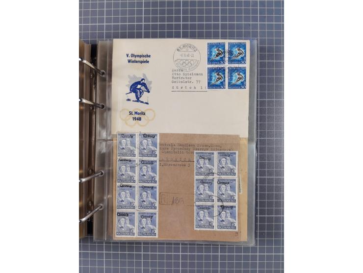 1903/80, &nbsp;Album mit 128 Mehrfachfrankaturen mit mindestens vier Marken, meistens aber mit mehr Marken (48 St. Ausland) d