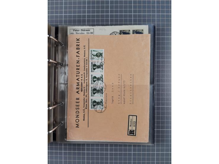 1903/80, &nbsp;Album mit 128 Mehrfachfrankaturen mit mindestens vier Marken, meistens aber mit mehr Marken (48 St. Ausland) d