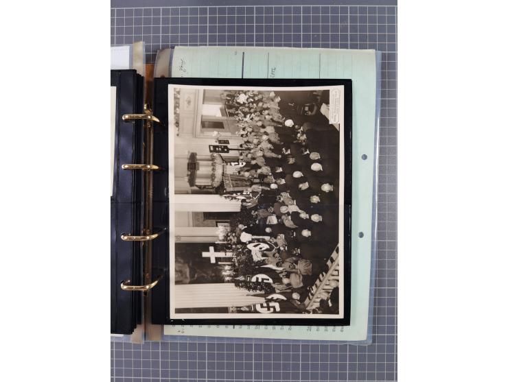 1933/45, Dokumentation zum Thema: Hitlers verbrecherische SS und seine SA", insgesamt 55 Belegstücke (33 x SS) mit besseren P