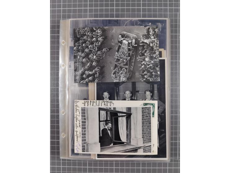 1933/45, Propaganda, 2 Alben mit 310 Belegen, alle zum Thema: A. Hitler, das Gesicht des Hauptkriegsverbrechers-verantwortlic