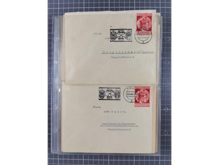 1933/45, Propaganda, 2 Alben mit 310 Belegen, alle zum Thema: A. Hitler, das Gesicht des Hauptkriegsverbrechers-verantwortlic