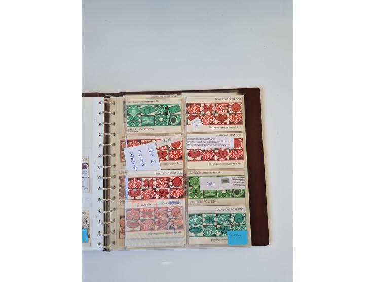 1971/90, umfangreiche Sammlung “Sondermarken-Heftchen” mit einer Fülle an Varianten, Untertypen und Besonderheiten, dabei u.a